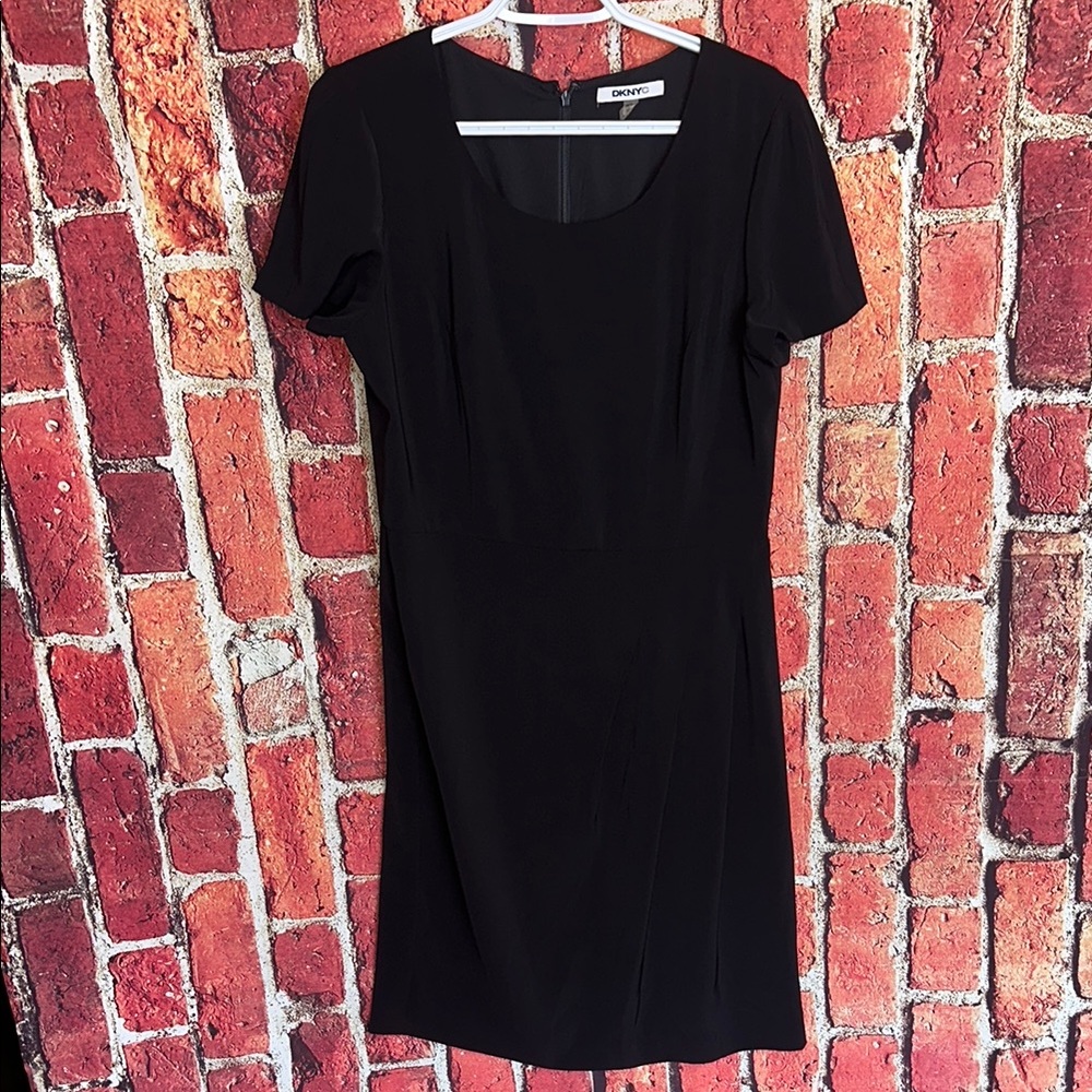 DKNYC Black Scoop Neck women casual  Dress Size 10